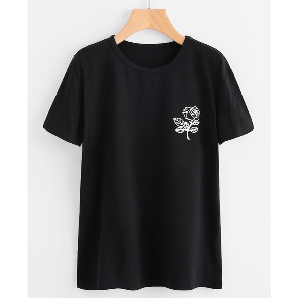 Tops - BOGOFREE! Rose Black Tee